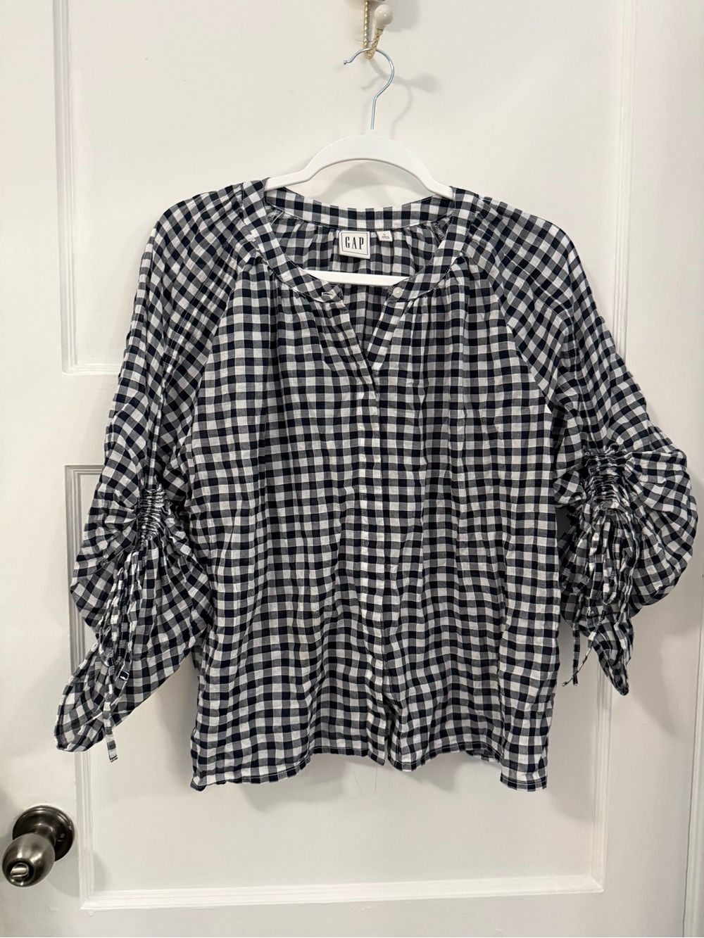 GAP Black & White Gingham Ruched Tie-Sleeve Blouse